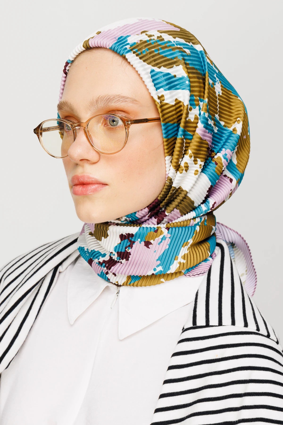Batik Desen Pilise Eşarp - Oliv Yeşili