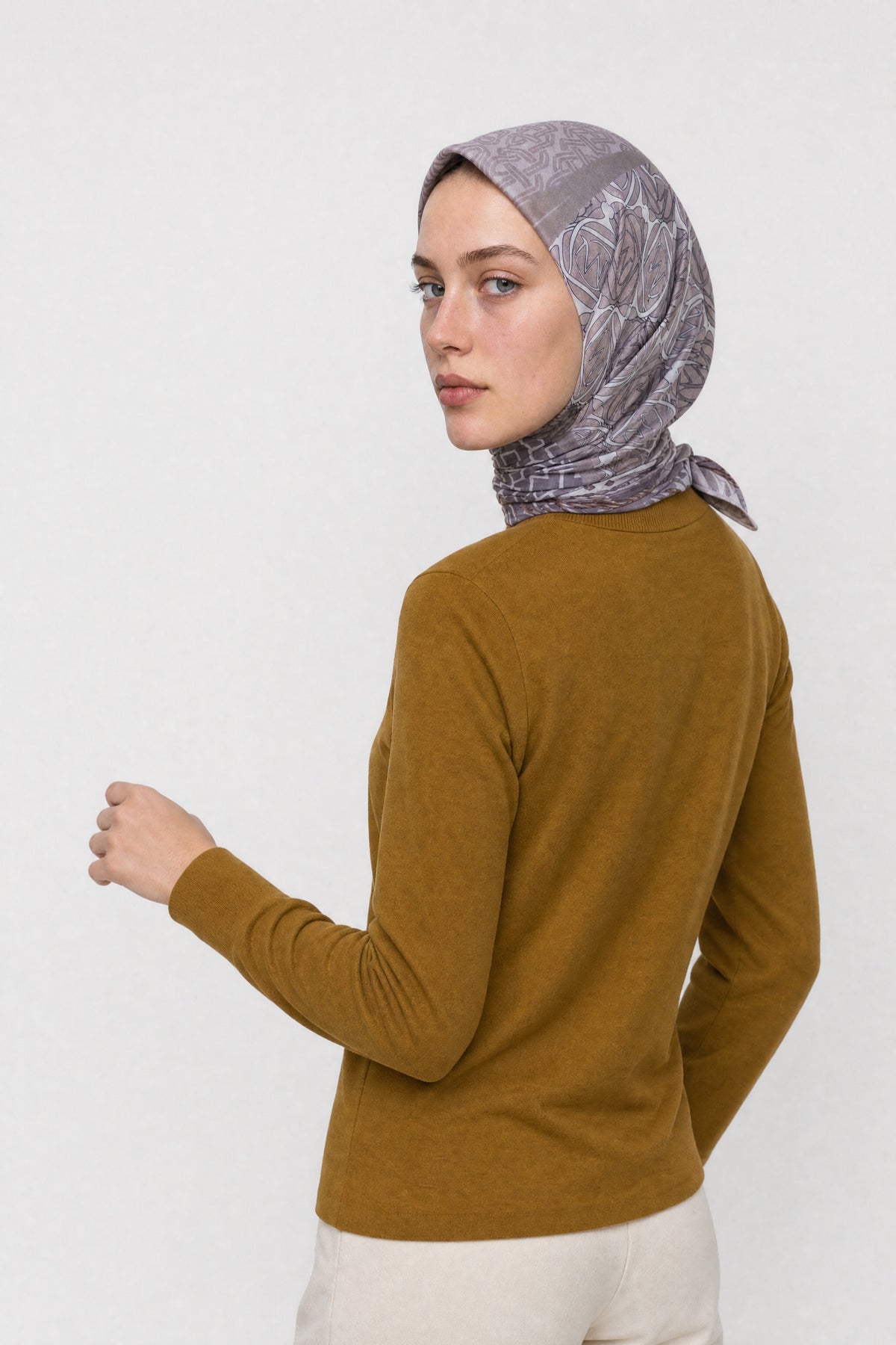 Heritage Desen Organik Eşarp - Duman