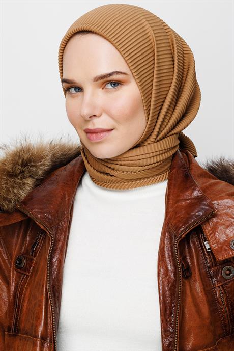 Pilise Eşarp