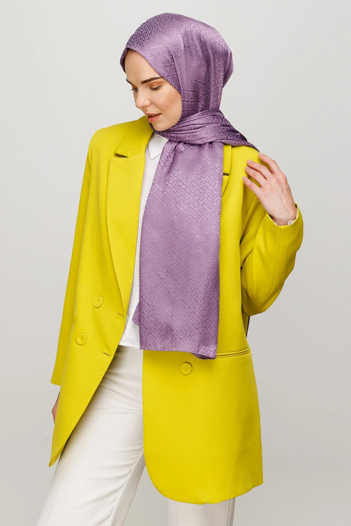 Forever Desen Parlak Jakar Şal