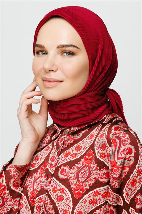 Pilise Eşarp