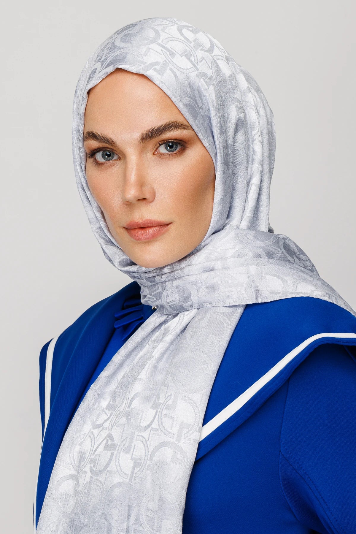 Longar Desen Parlak Jakar Şal