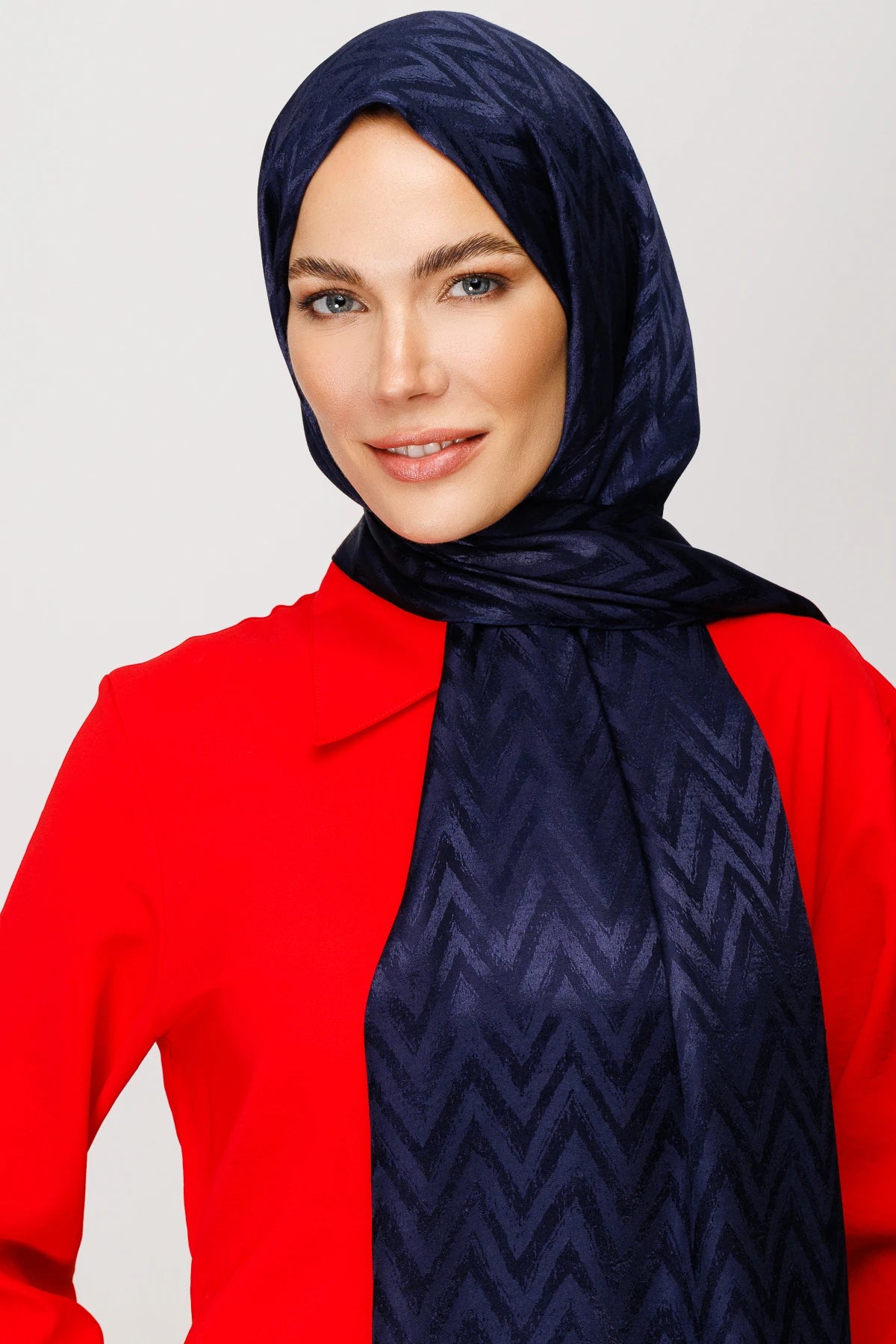Zikzak Desen Parlak Jakar Şal