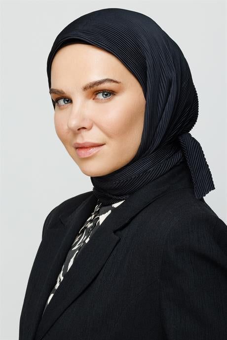 Pilise Eşarp