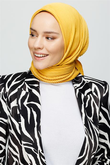 Pilise Eşarp